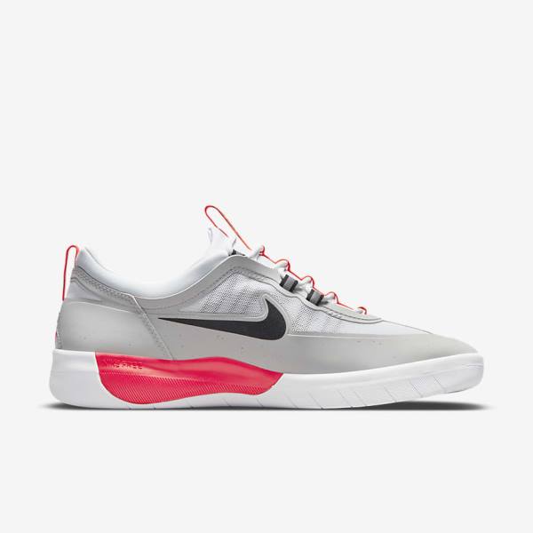 Skate Παπούτσια Nike SB Nyjah Free 2 ανδρικα γκρι ασπρα ανοιχτο κοκκινα μαυρα | NK510UDW