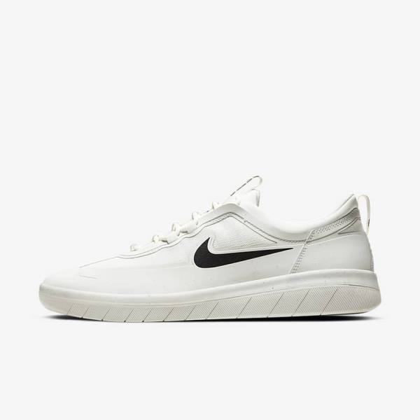 Skate Παπούτσια Nike SB Nyjah Free 2 γυναικεια ασπρα μαυρα | NK719QAS