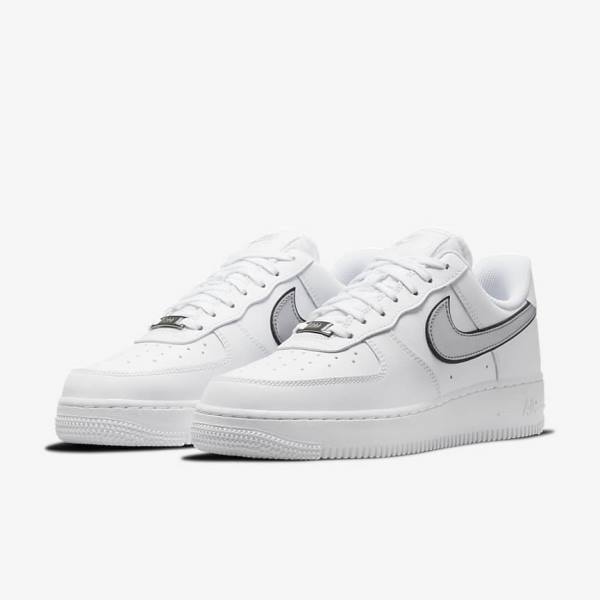 Αθλητικά Παπούτσια Nike Air Force 1 07 Essential γυναικεια ασπρα μαυρα μεταλλικός ασημι | NK134FPM