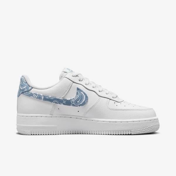 Αθλητικά Παπούτσια Nike Air Force 1 07 Essential γυναικεια ασπρα μπλε | NK240QEF