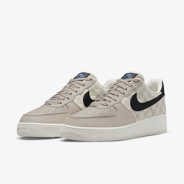 Αθλητικά Παπούτσια Nike Air Force 1 07 QS ανδρικα κρέμα μαυρα μαυρα | NK368ZYH