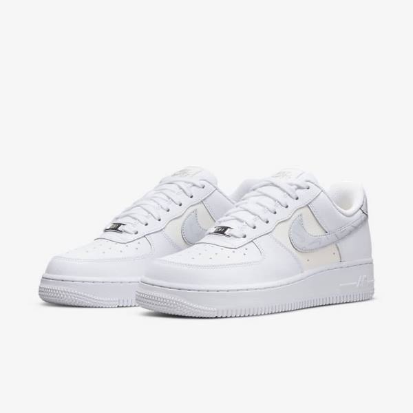 Αθλητικά Παπούτσια Nike Air Force 1 07 γυναικεια ασπρα μεταλλικός ασημι Πλατίνα | NK563PQI