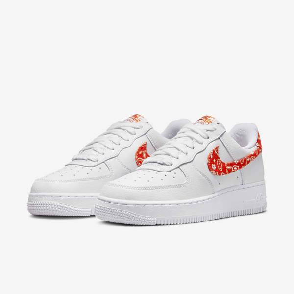 Αθλητικά Παπούτσια Nike Air Force 1 07 γυναικεια ασπρα πορτοκαλι | NK763EVW