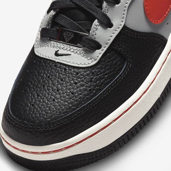 Αθλητικά Παπούτσια Nike Air Force 1 EMB Older παιδικα μαυρα γκρι κοκκινα | NK529YMV