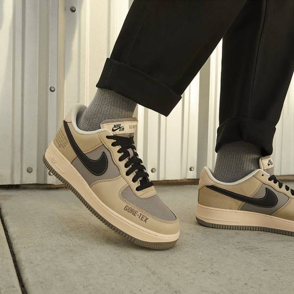 Αθλητικά Παπούτσια Nike Air Force 1 GTX ανδρικα Χακί ασπρα μαυρα | NK436WMC