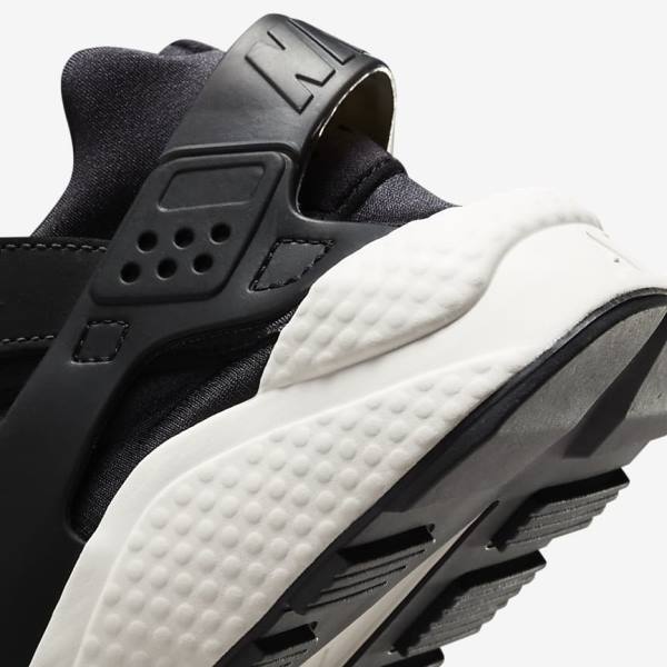 Αθλητικά Παπούτσια Nike Air Huarache LE ανδρικα μαυρα ασπρα | NK913FGR