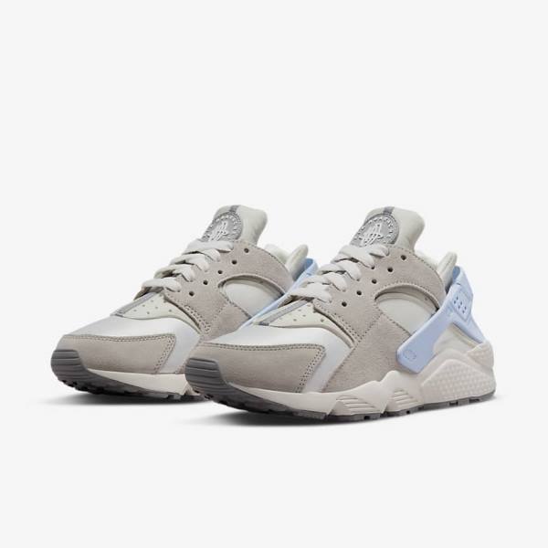 Αθλητικά Παπούτσια Nike Air Huarache γυναικεια ασπρα γκρι | NK591VDC