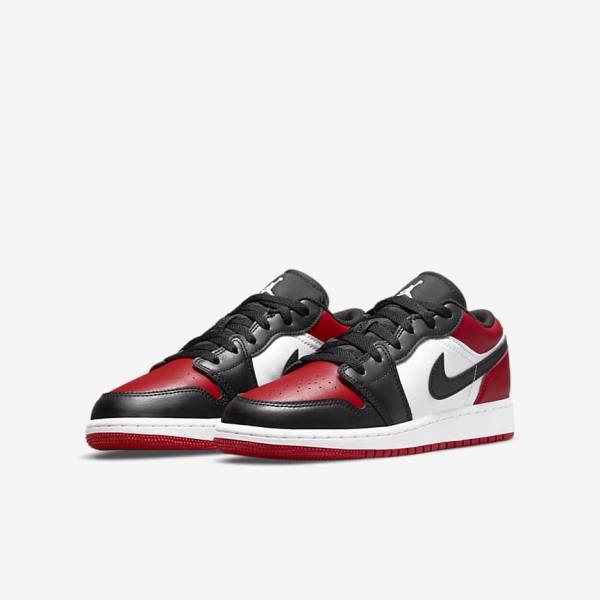 Αθλητικά Παπούτσια Nike Air Jordan 1 Low Older παιδικα κοκκινα μαυρα ασπρα | NK250JNE