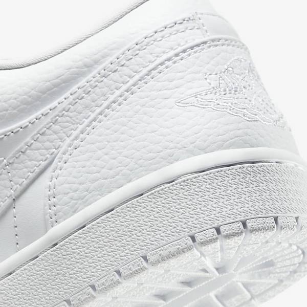 Αθλητικά Παπούτσια Nike Air Jordan 1 Low ανδρικα ασπρα | NK302HFP