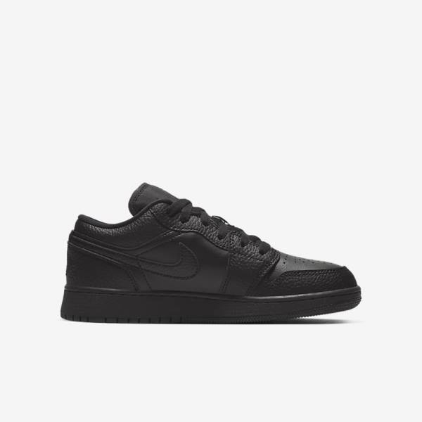 Αθλητικά Παπούτσια Nike Air Jordan 1 Low Older παιδικα μαυρα | NK827BTV