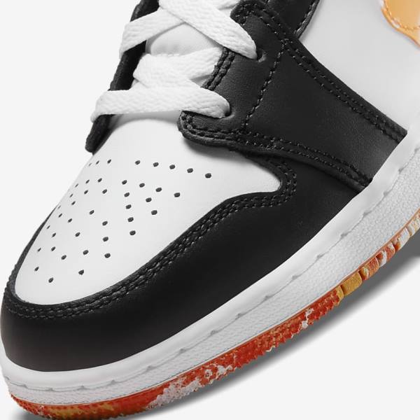 Αθλητικά Παπούτσια Nike Air Jordan 1 Mid SE Older παιδικα μαυρα πορτοκαλι ασπρα | NK198ICX