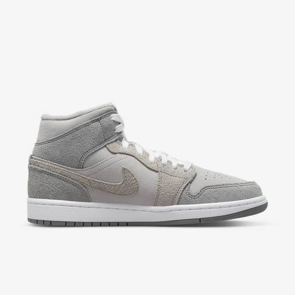 Αθλητικά Παπούτσια Nike Air Jordan 1 Mid SE γυναικεια γκρι ασπρα γκρι | NK631TSG