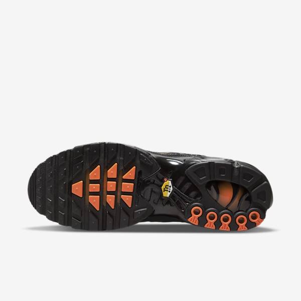 Αθλητικά Παπούτσια Nike Air Max Plus ανδρικα μαυρα πορτοκαλι γκρι ασπρα | NK627WSY