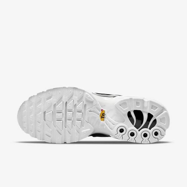 Αθλητικά Παπούτσια Nike Air Max Plus γυναικεια μαυρα ασπρα | NK305WEA