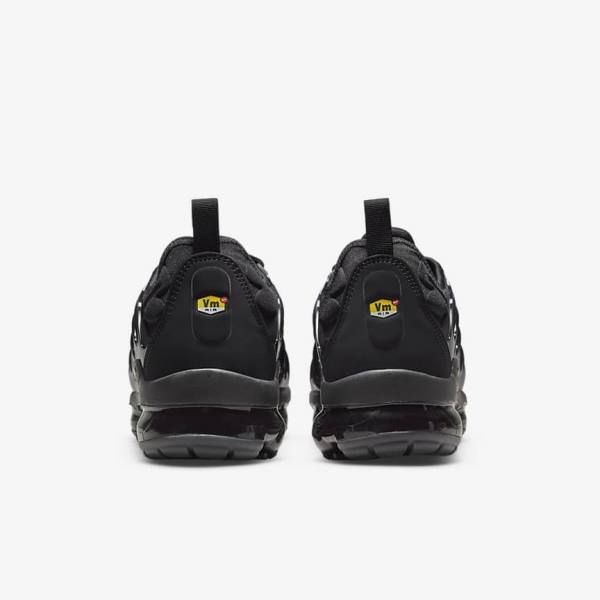 Αθλητικά Παπούτσια Nike Air VaporMax Plus ανδρικα μαυρα σκούρο γκρι | NK167SLV