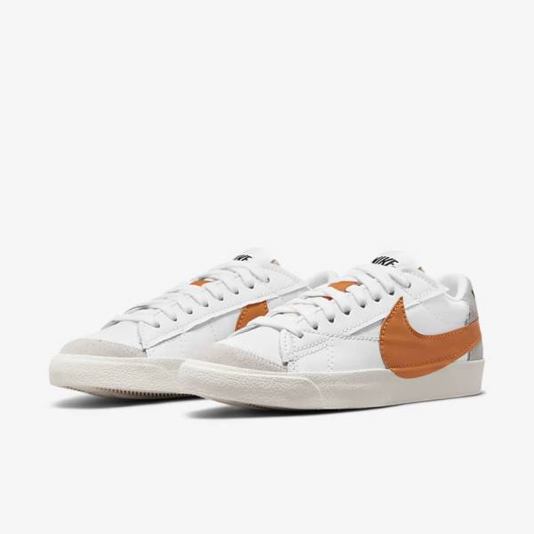 Αθλητικά Παπούτσια Nike Blazer Low 77 Jumbo ανδρικα ασπρα γκρι πορτοκαλι | NK235XOZ