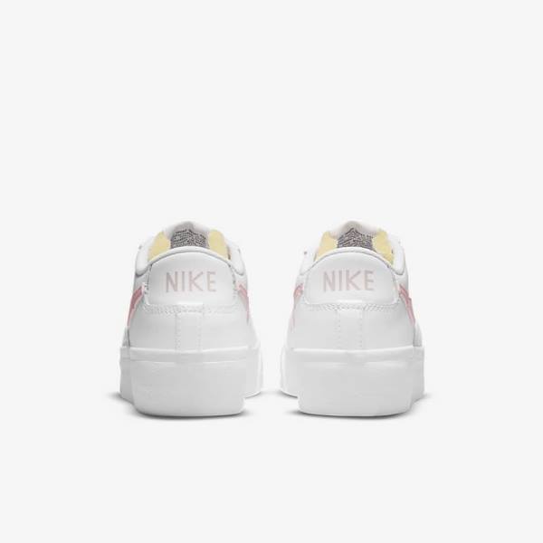 Αθλητικά Παπούτσια Nike Blazer Low flatforms γυναικεια ασπρα μαυρα ροζ | NK106VPJ