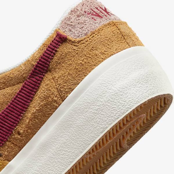 Αθλητικά Παπούτσια Nike Blazer Low flatforms γυναικεια χρυσο χρωμα ροζ μπορντο | NK348RDV