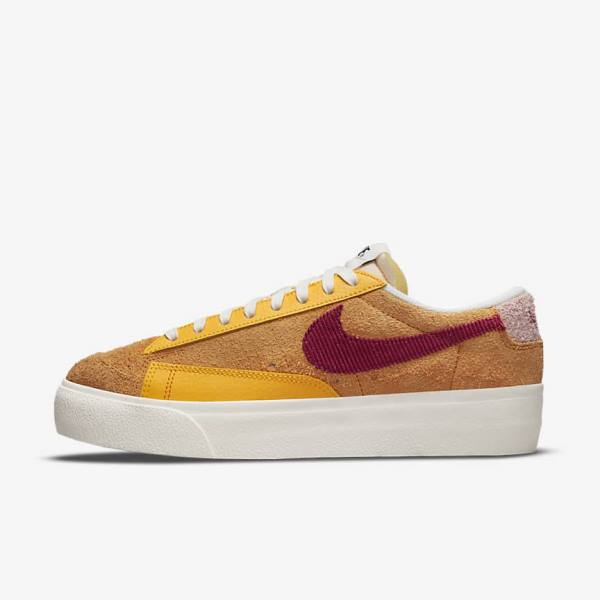 Αθλητικά Παπούτσια Nike Blazer Low flatforms γυναικεια χρυσο χρωμα ροζ μπορντο | NK348RDV