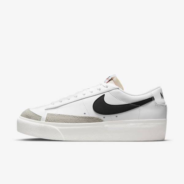 Αθλητικά Παπούτσια Nike Blazer Low flatforms γυναικεια ασπρα | NK420XAI