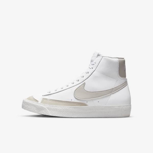 Αθλητικά Παπούτσια Nike Blazer Mid 77 SE Older παιδικα ασπρα ανοιχτο Μπεζ | NK789VAR