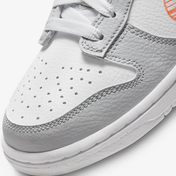 Αθλητικά Παπούτσια Nike Dunk Low SE Older παιδικα ασπρα Πλατίνα πορτοκαλι | NK032JSL