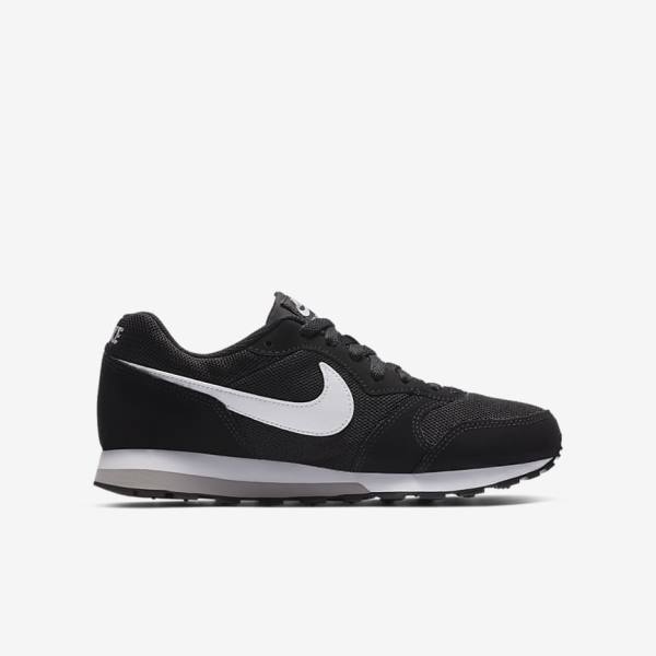 Αθλητικά Παπούτσια Nike MD Runner 2 Older παιδικα μαυρα γκρι ασπρα | NK096FGM