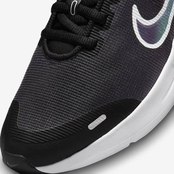 παπουτσια για τρεξιμο Nike Downshifter 12 Older δρομου παιδικα μαυρα σκούρο γκρι ασπρα | NK169DZR