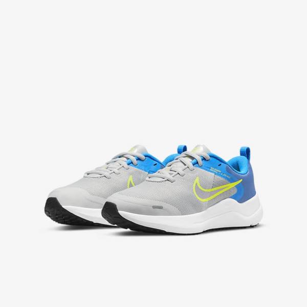 παπουτσια για τρεξιμο Nike Downshifter 12 Older δρομου παιδικα γκρι μπλε γκρι σκουρο μπλε γκρι | NK319KLS