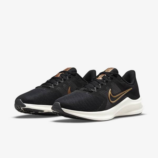 παπουτσια για τρεξιμο Nike Downshifter 11 δρομου γυναικεια μαυρα σκούρο γκρι μεταλλικός χαλκός | NK416ETW