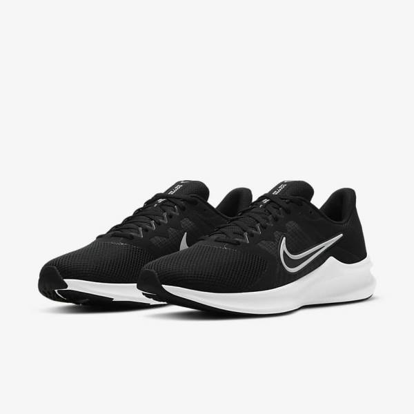 παπουτσια για τρεξιμο Nike Downshifter 11 δρομου ανδρικα μαυρα σκούρο γκρι ασπρα | NK658EOW