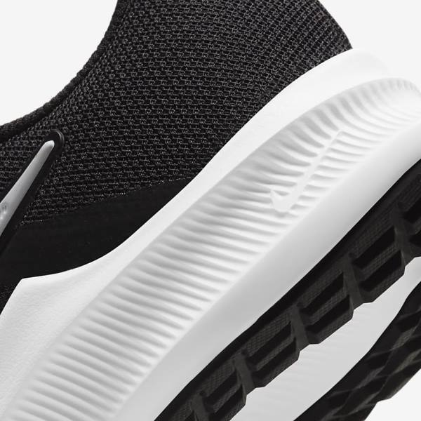 παπουτσια για τρεξιμο Nike Downshifter 11 δρομου ανδρικα μαυρα σκούρο γκρι ασπρα | NK658EOW