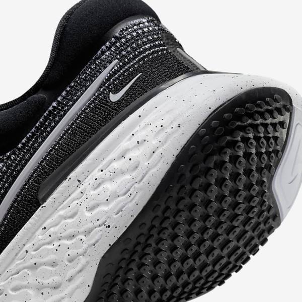 παπουτσια για τρεξιμο Nike ZoomX Invincible Run Flyknit δρομου ανδρικα ασπρα μαυρα ασπρα | NK704VCW