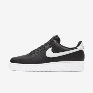 Αθλητικά Παπούτσια Nike Air Force 1 07 ανδρικα μαυρα ασπρα | NK326JVZ