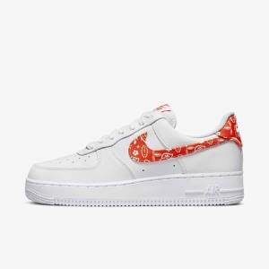 Αθλητικά Παπούτσια Nike Air Force 1 07 γυναικεια ασπρα πορτοκαλι | NK763EVW