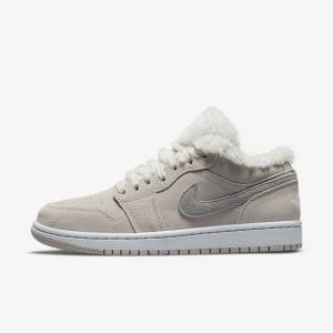 Αθλητικά Παπούτσια Nike Air Jordan 1 Low SE γυναικεια γκρι γκρι ασπρα | NK493UAJ