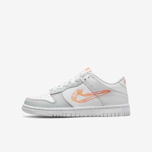 Αθλητικά Παπούτσια Nike Dunk Low SE Older παιδικα ασπρα Πλατίνα πορτοκαλι | NK032JSL